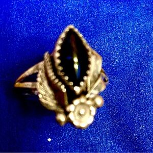 Southwest Artist Les Baker Sterling Onyx Feather Ring